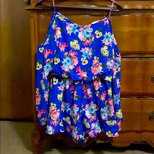 Long sleeve open shoulder romper!